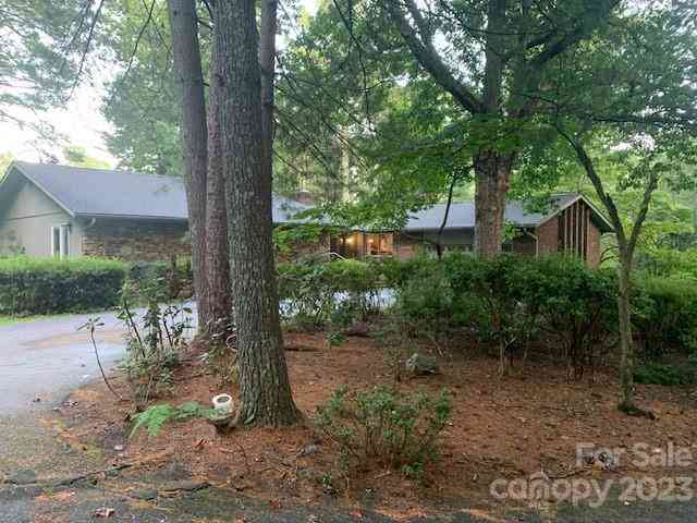 101 Lakemont Drive, Flat Rock, North Carolina image 4