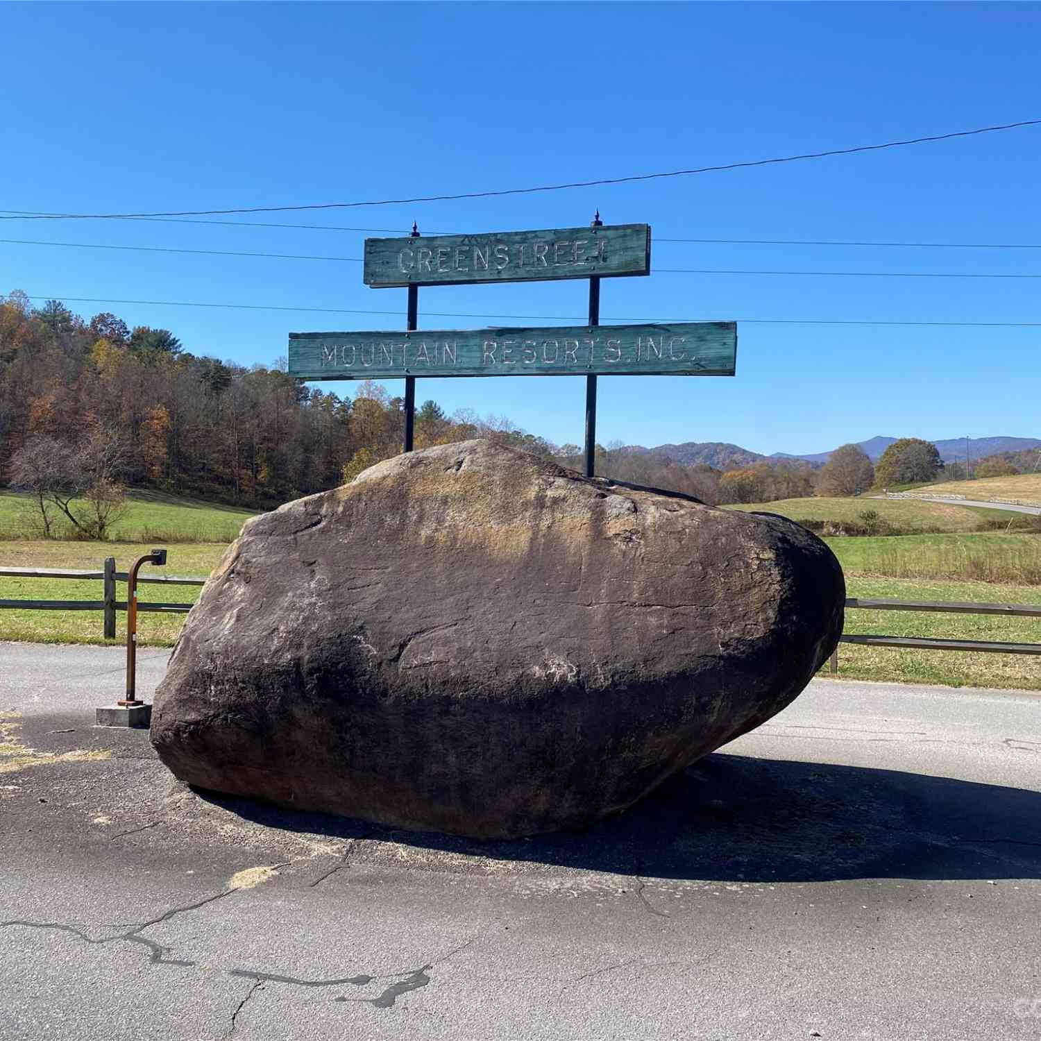 Grandview Circle, Traphill, North Carolina image 2