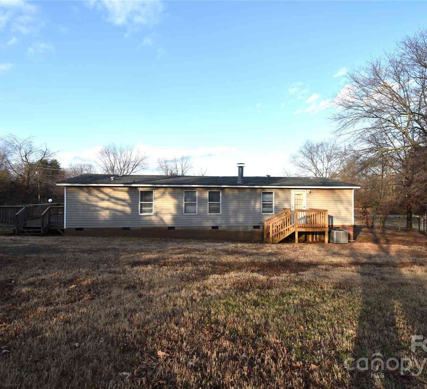 4223 Old Catawba Road, Claremont, North Carolina image 4