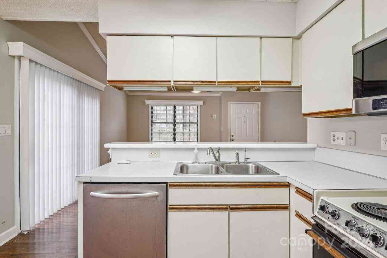 494 Glory Court, Fort Mill, South Carolina image 12