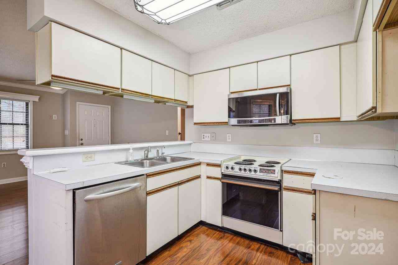 494 Glory Court, Fort Mill, South Carolina image 11