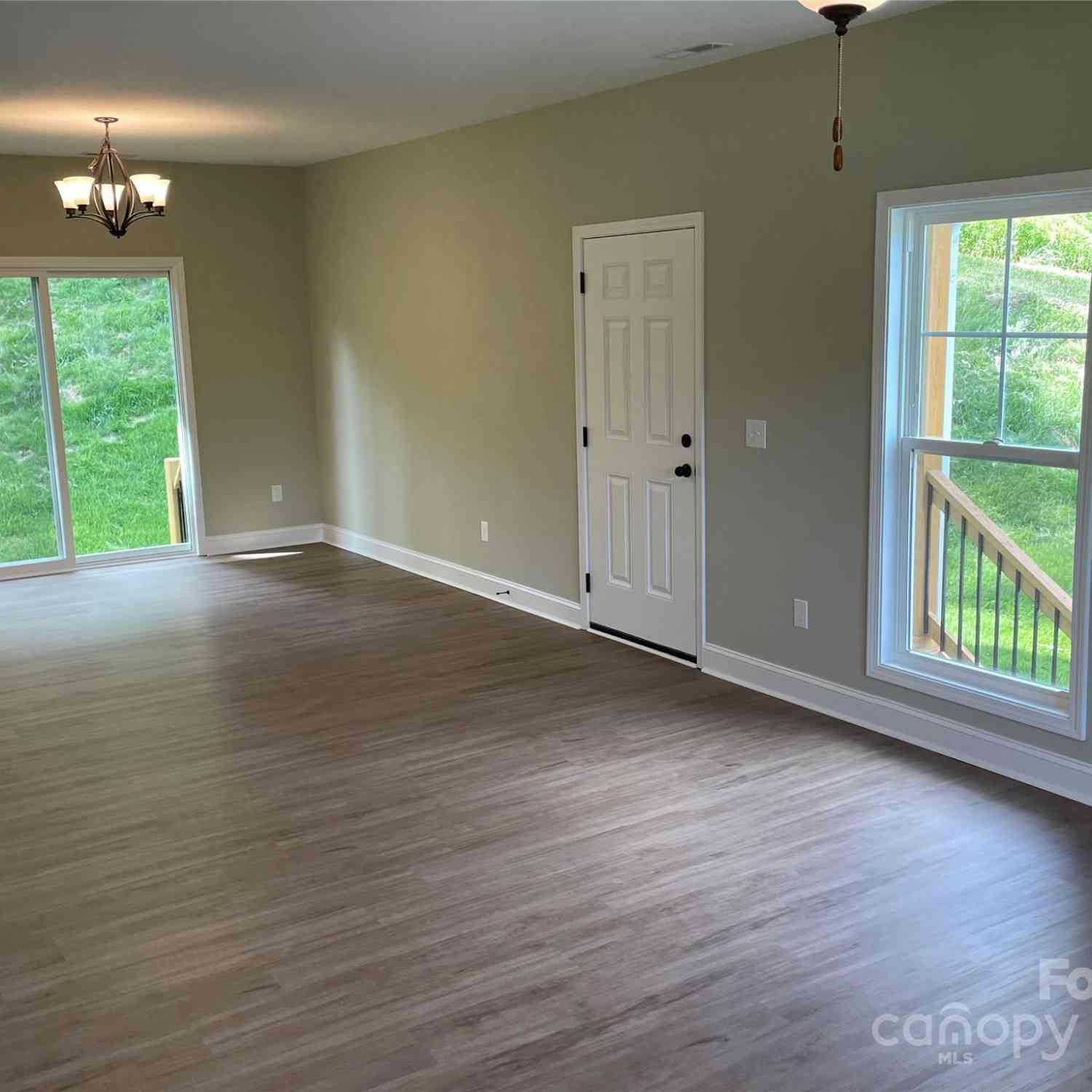 373 Barefoot Ridge, Clyde, North Carolina image 8