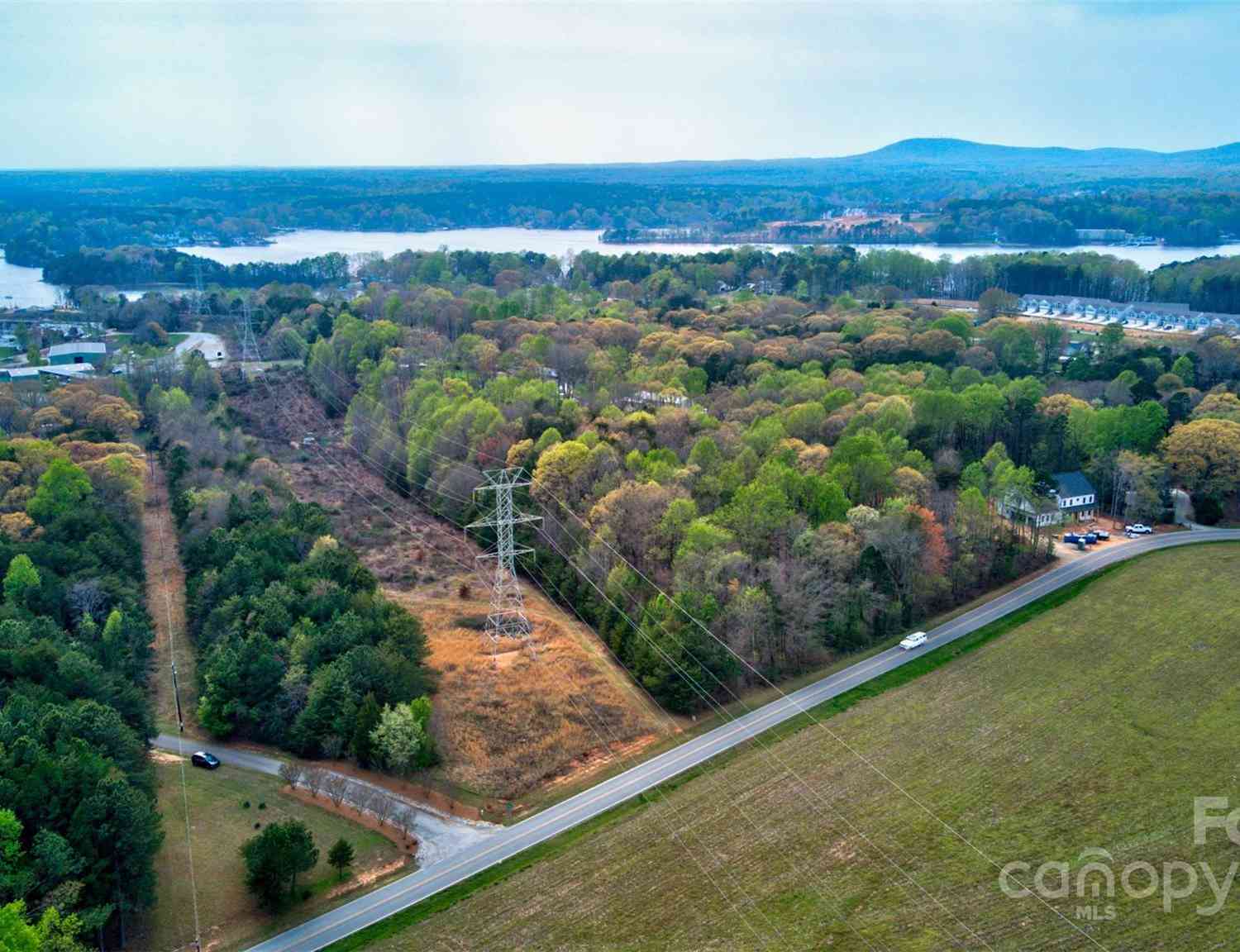 4495 Ina Lane, Sherrills Ford, North Carolina image 8