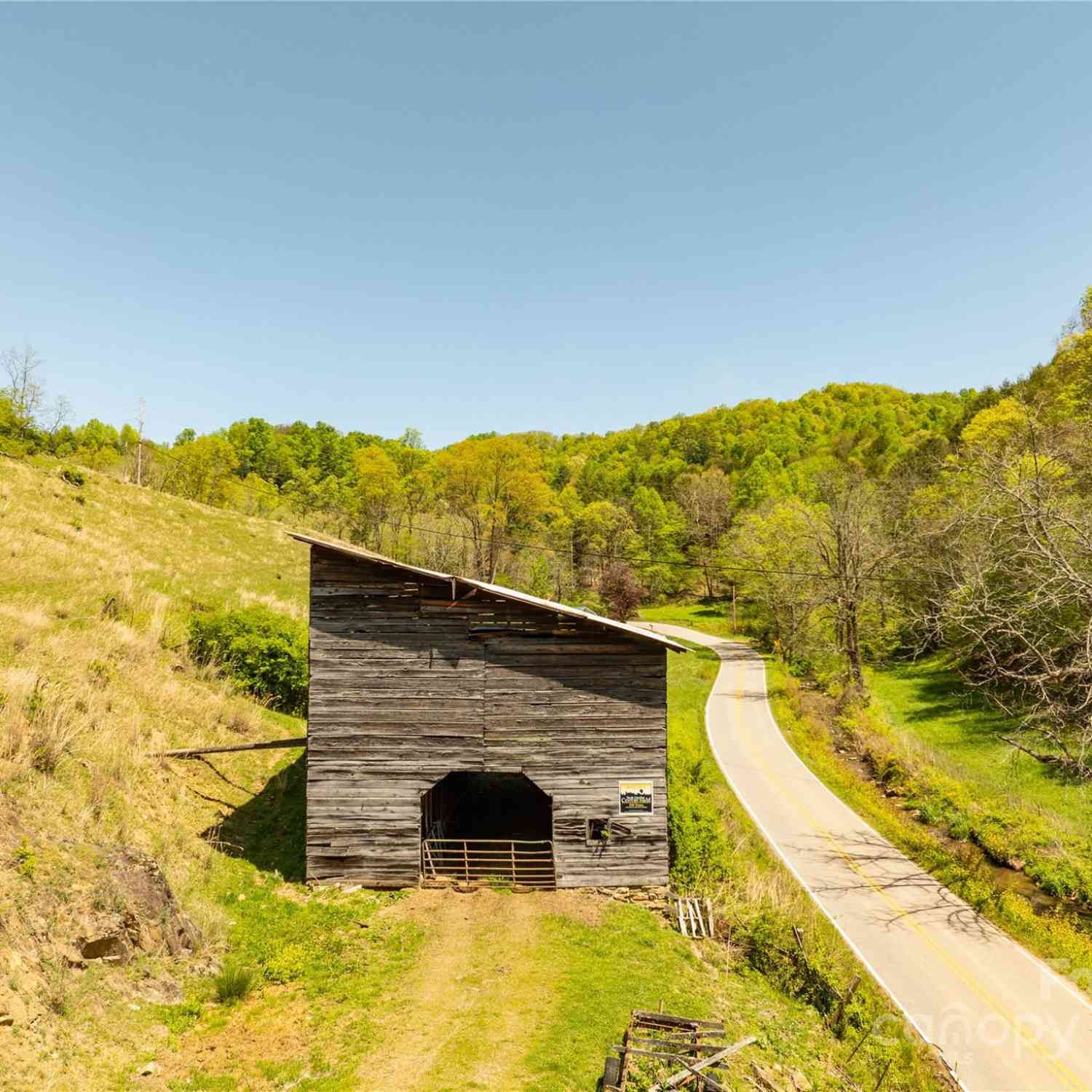 117 & 283 East Fork Road, Marshall, North Carolina image 3