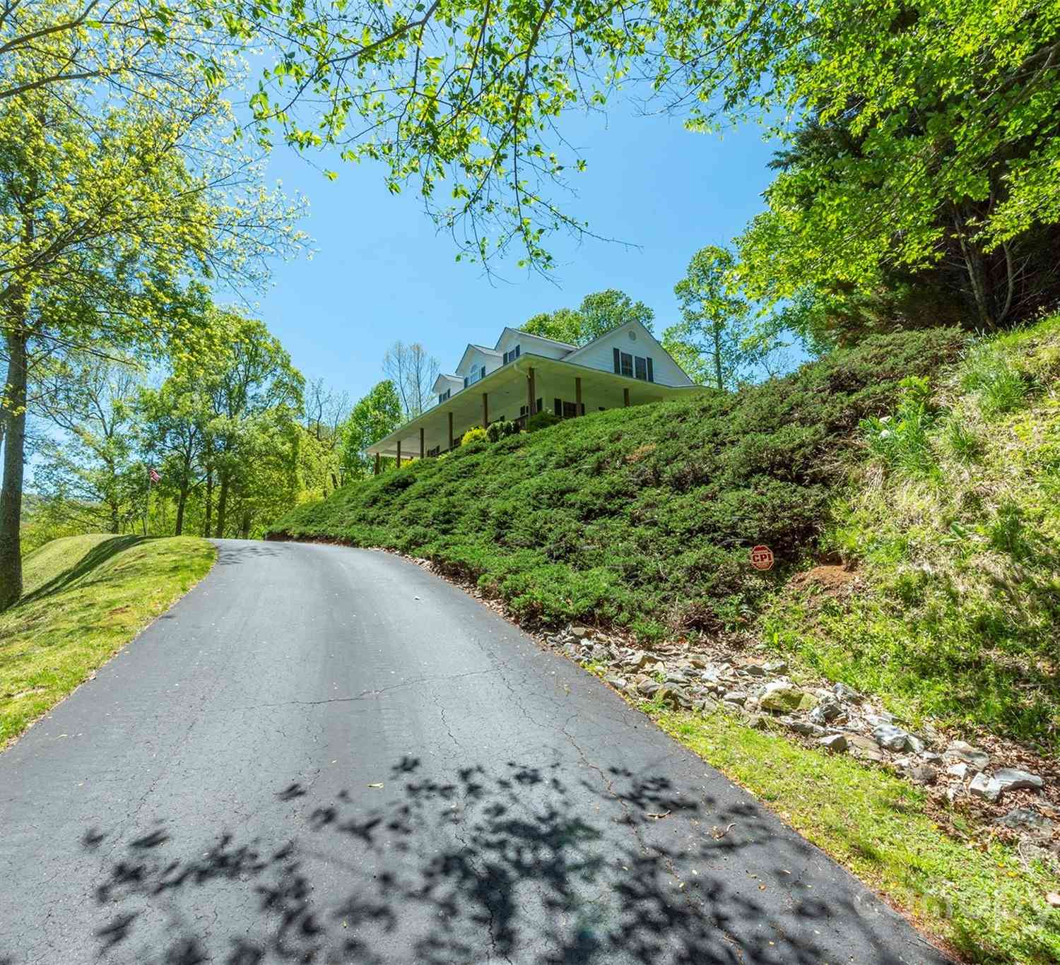 700 Cool August Heights, Waynesville, North Carolina image 48