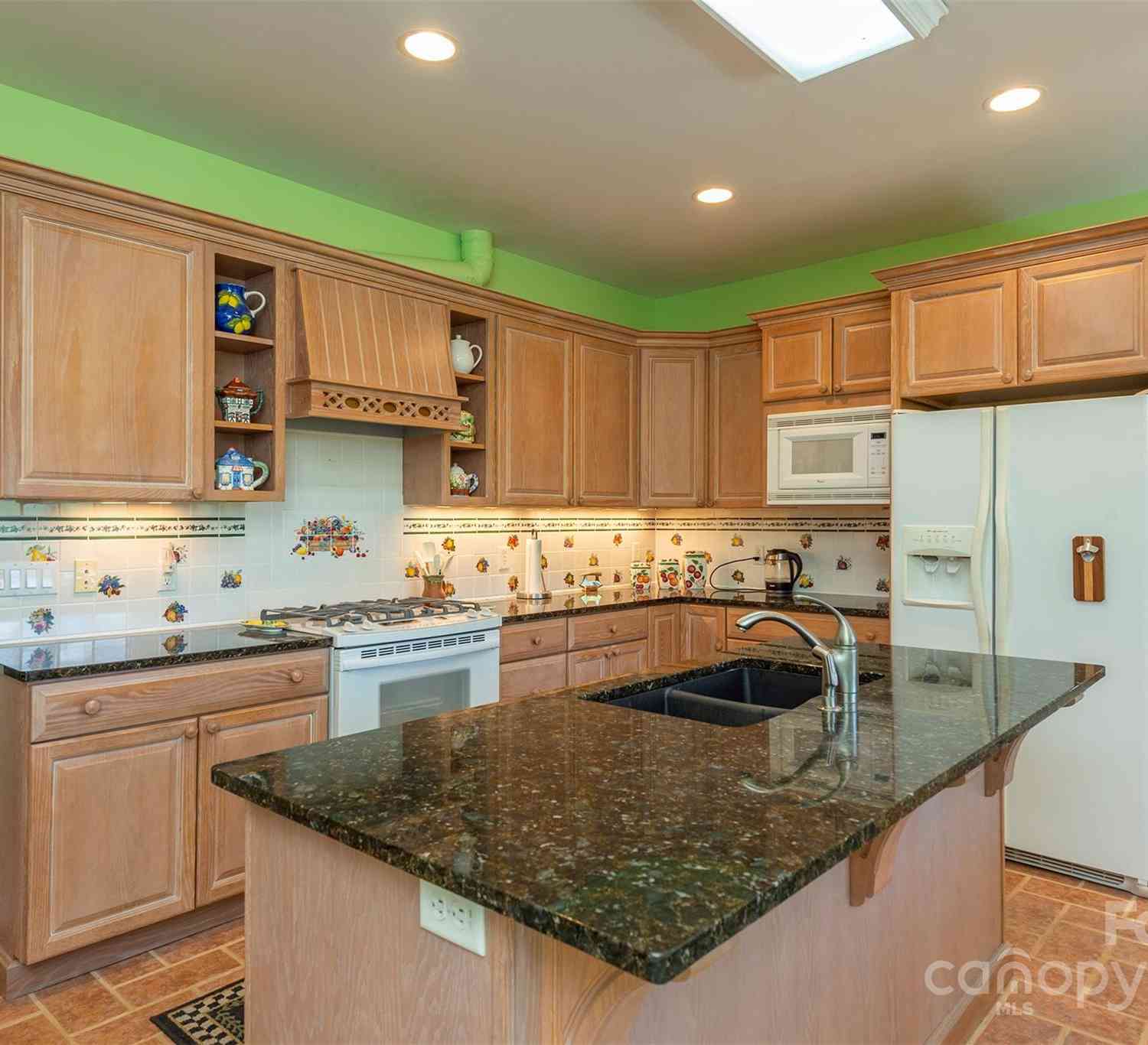 700 Cool August Heights, Waynesville, North Carolina image 10