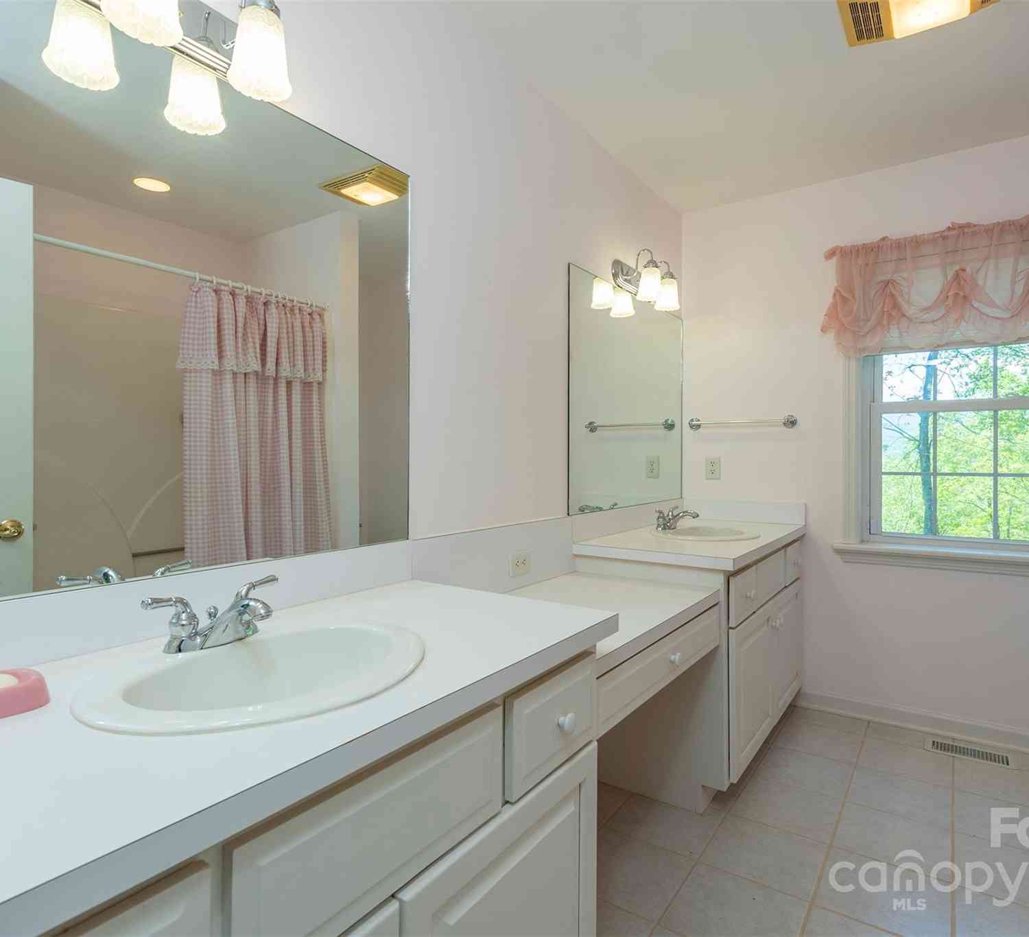 700 Cool August Heights, Waynesville, North Carolina image 25