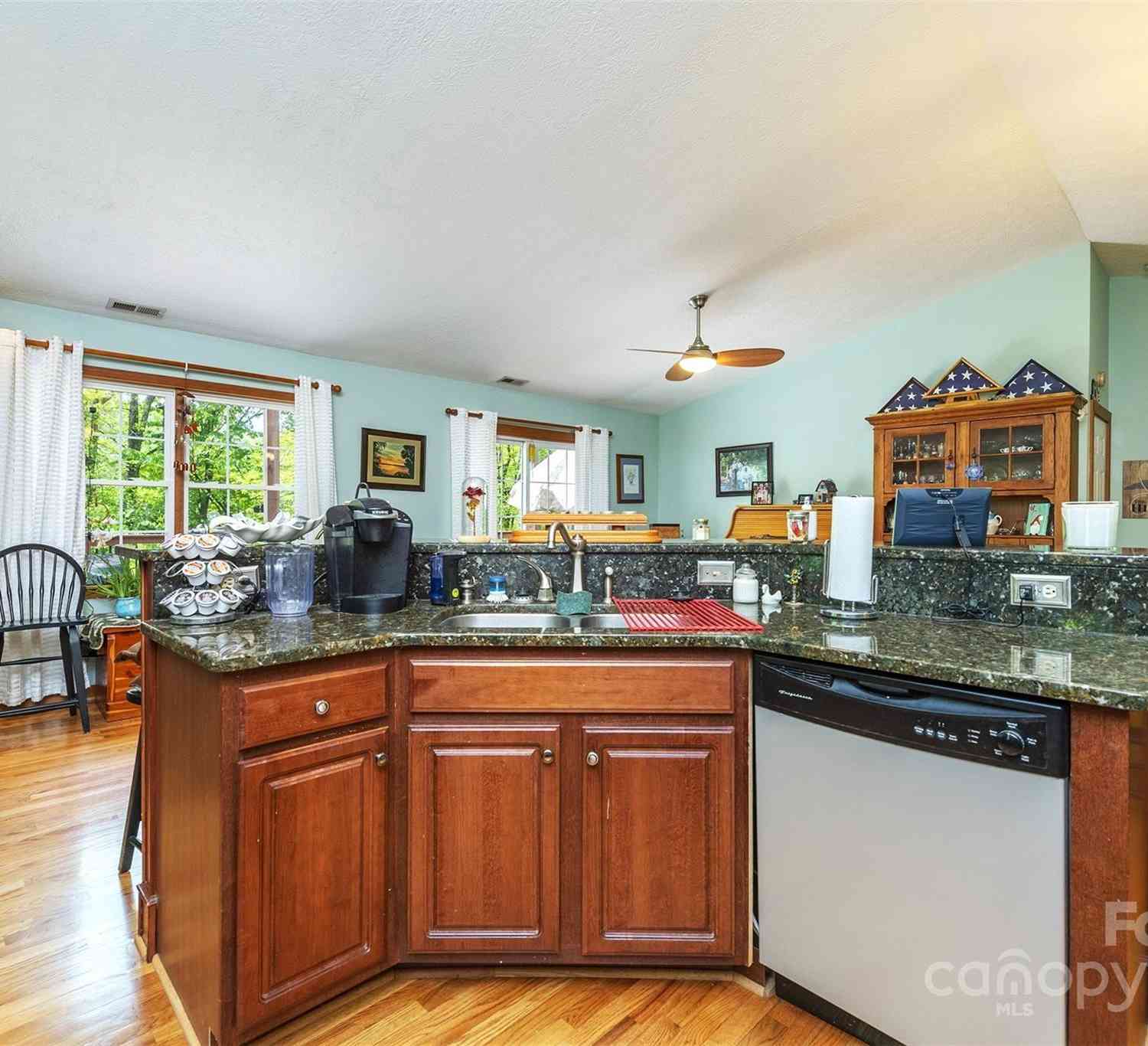 574 Appaloosa Trail, Waynesville, North Carolina image 9