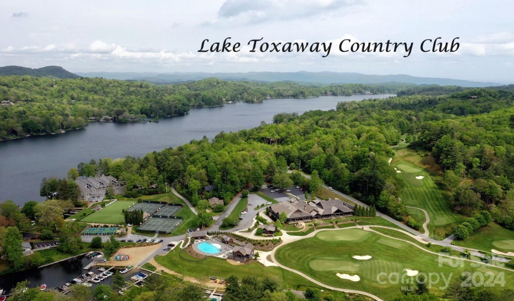 1052 Toxaway Drive, Lake Toxaway, North Carolina image 48