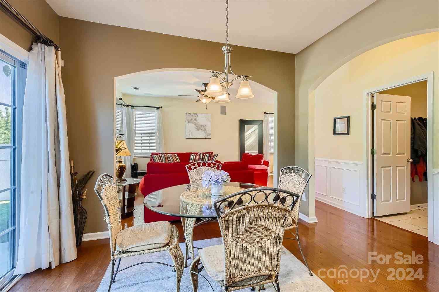 2412 Sonoma Valley Drive, Charlotte, North Carolina image 5