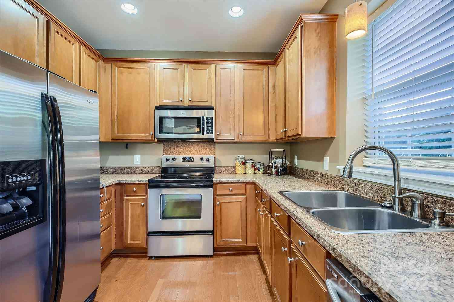 2412 Sonoma Valley Drive, Charlotte, North Carolina image 4