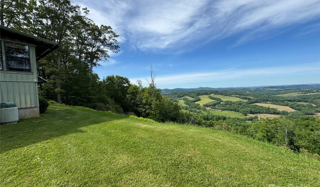 2487 Air Bellows Gap Road, Sparta, North Carolina image 11