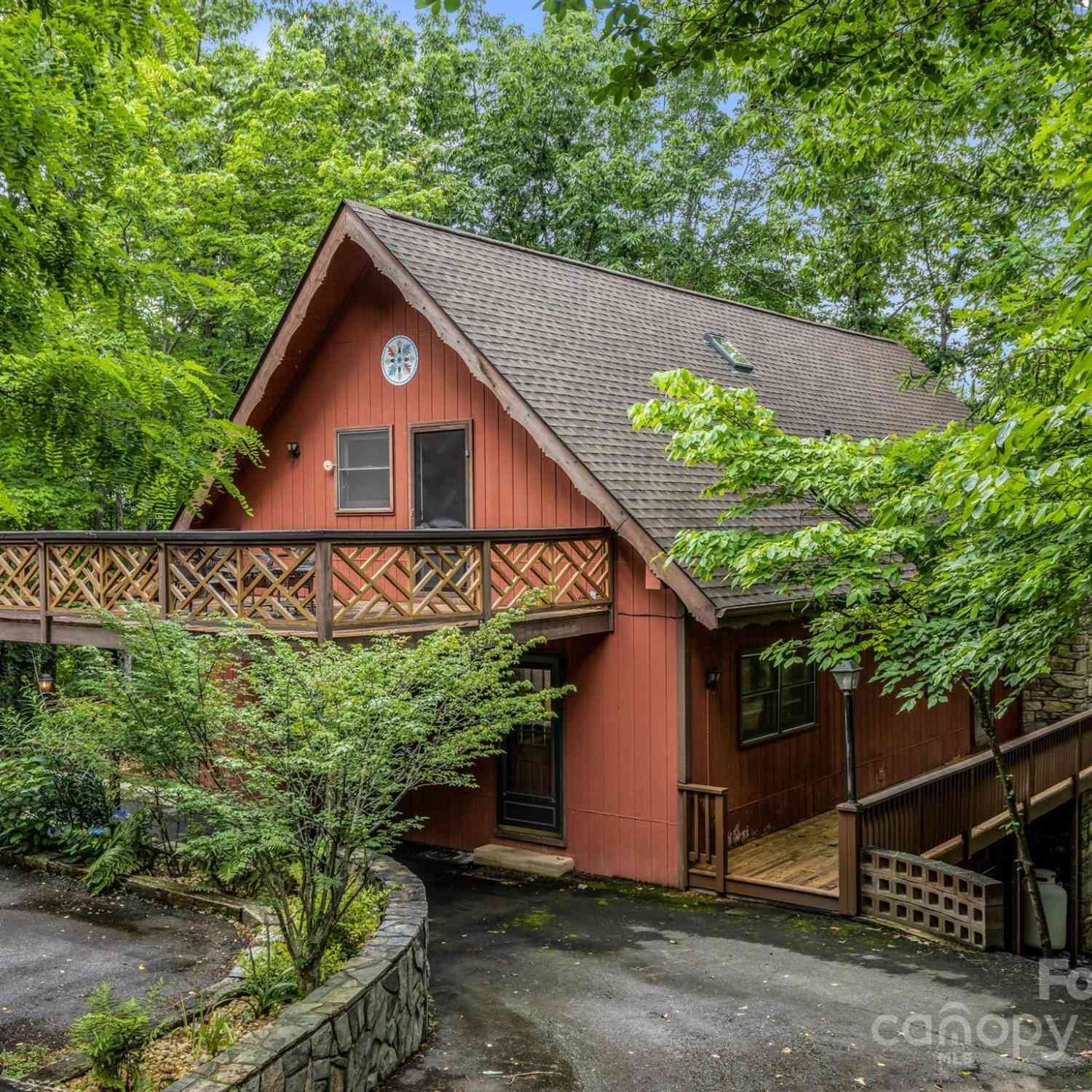 161 Summit Court, Lake Lure, North Carolina image 1