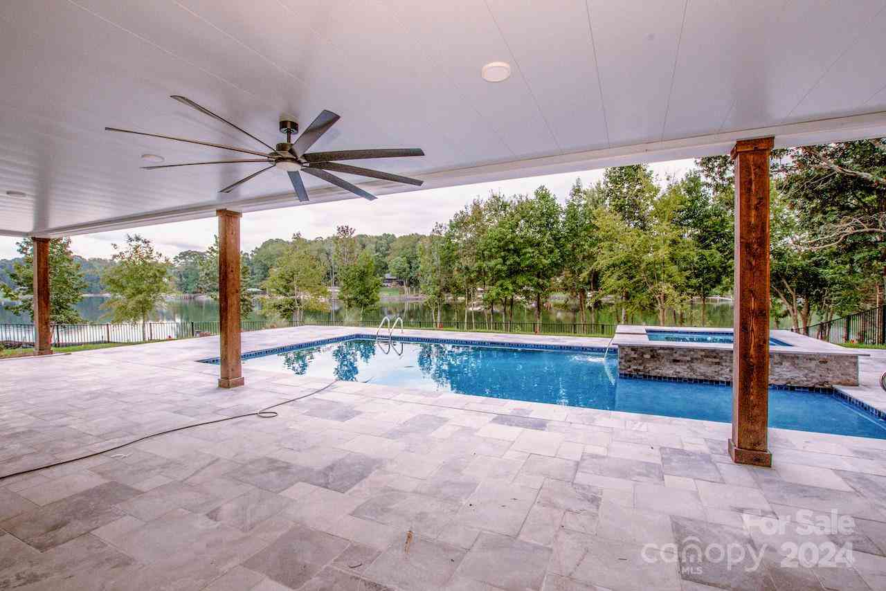110 Emmaline Court, Troutman, North Carolina image 5