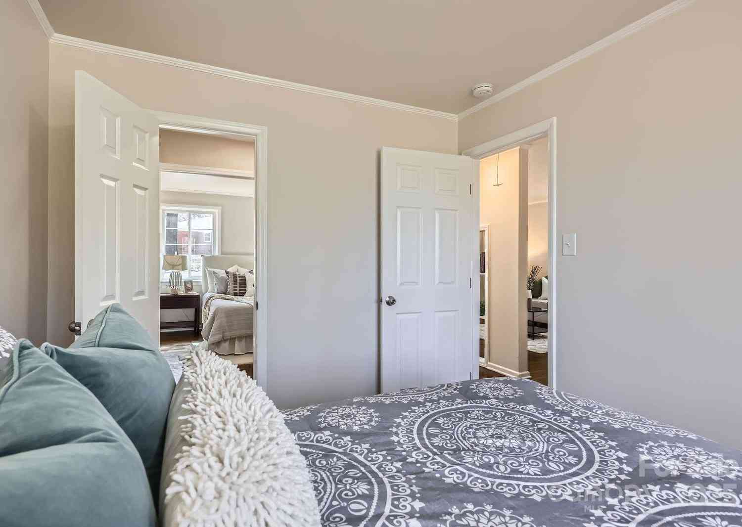 3210 Marlborough Road, Charlotte, North Carolina image 14