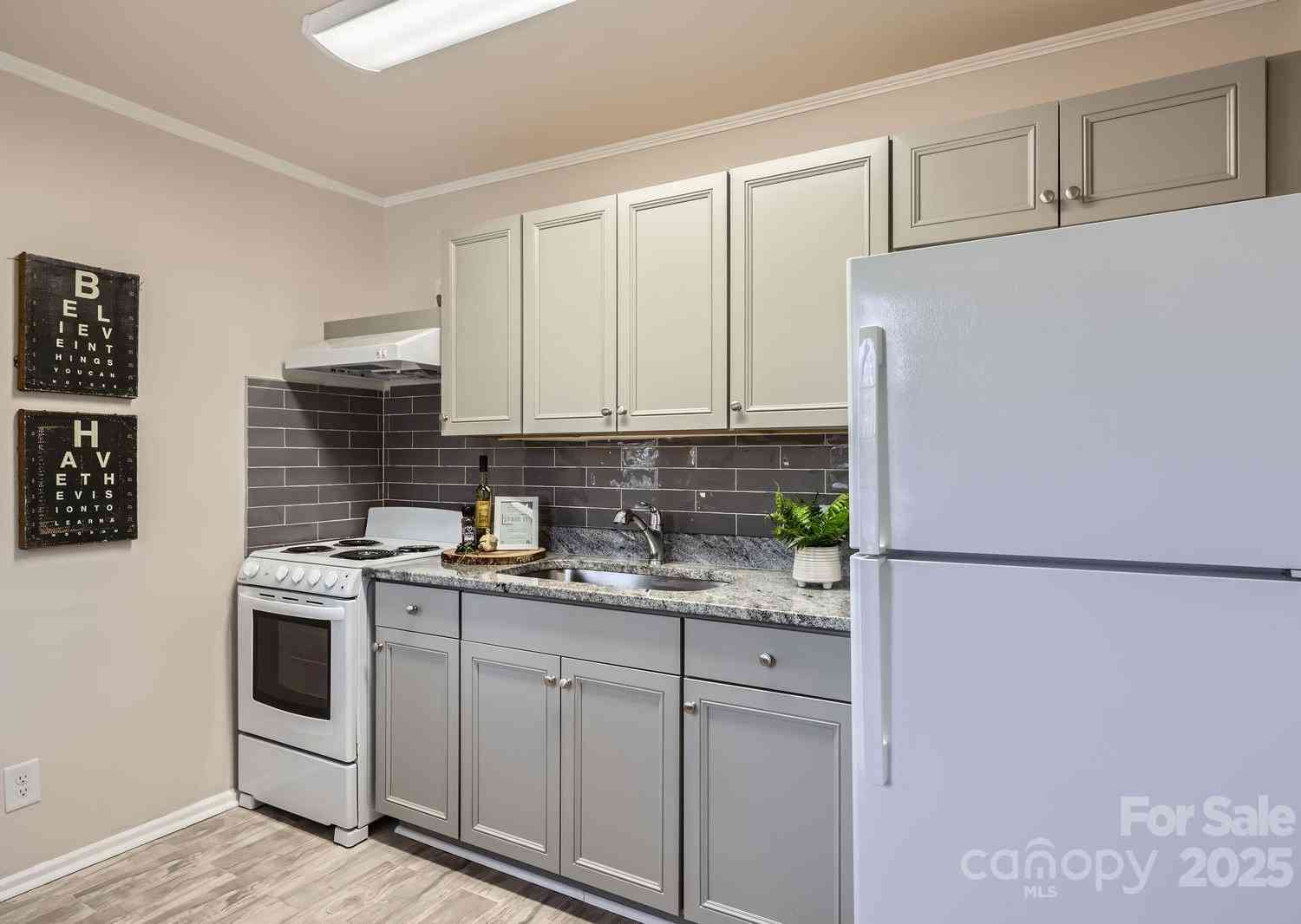 3210 Marlborough Road, Charlotte, North Carolina image 4