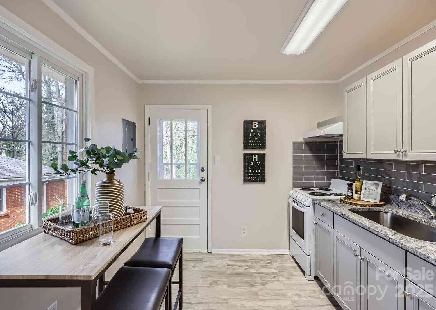 3210 Marlborough Road, Charlotte, North Carolina image 3