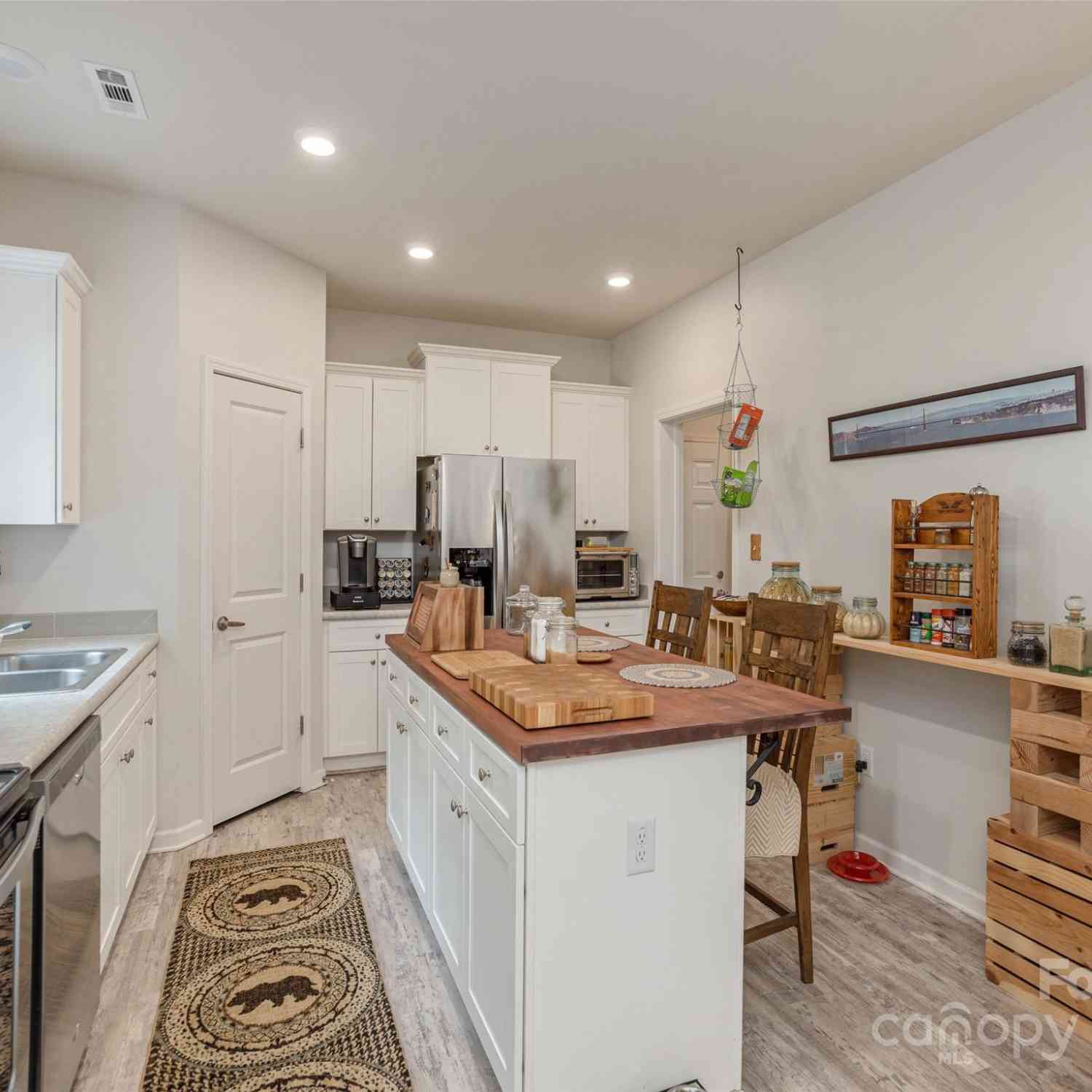 138 Lone Eagle Lane, Hendersonville, North Carolina image 11