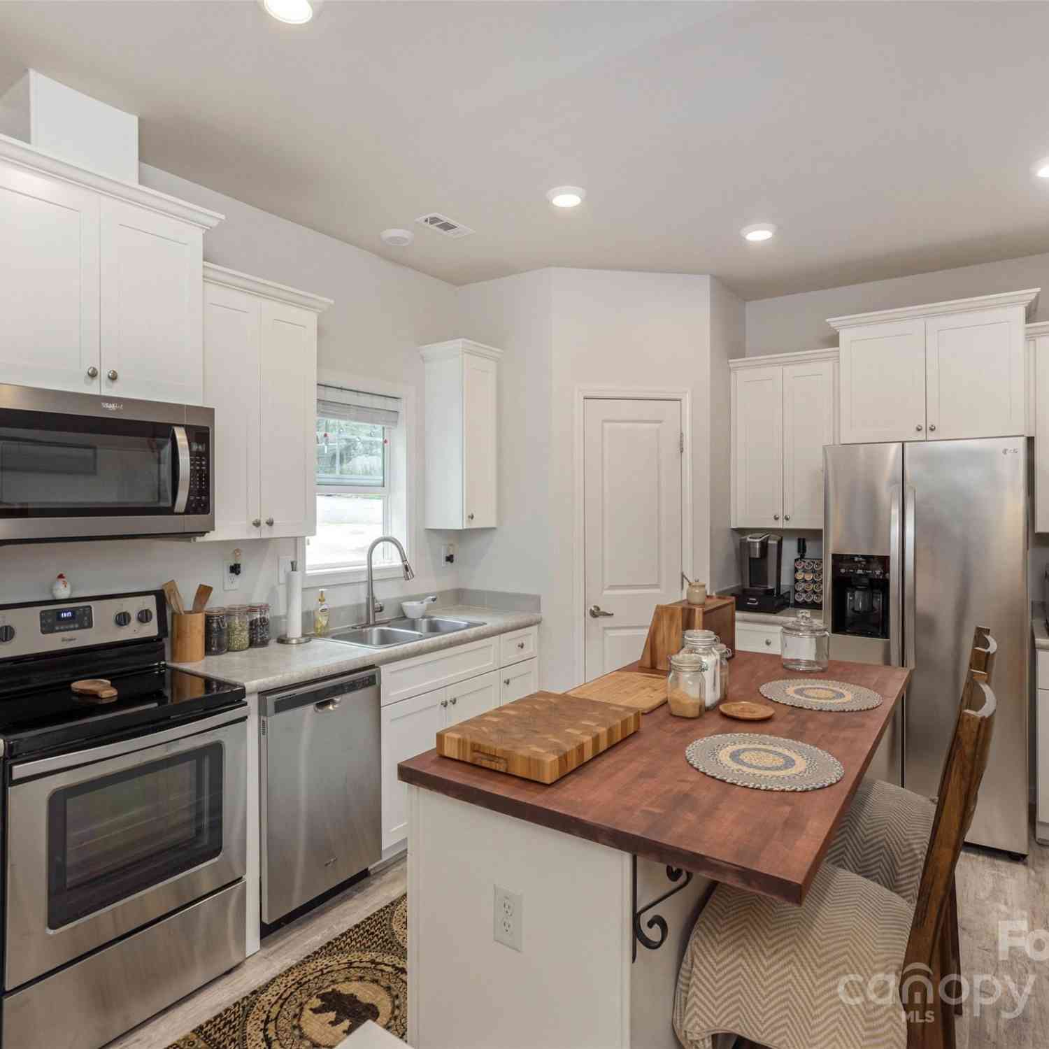 138 Lone Eagle Lane, Hendersonville, North Carolina image 10