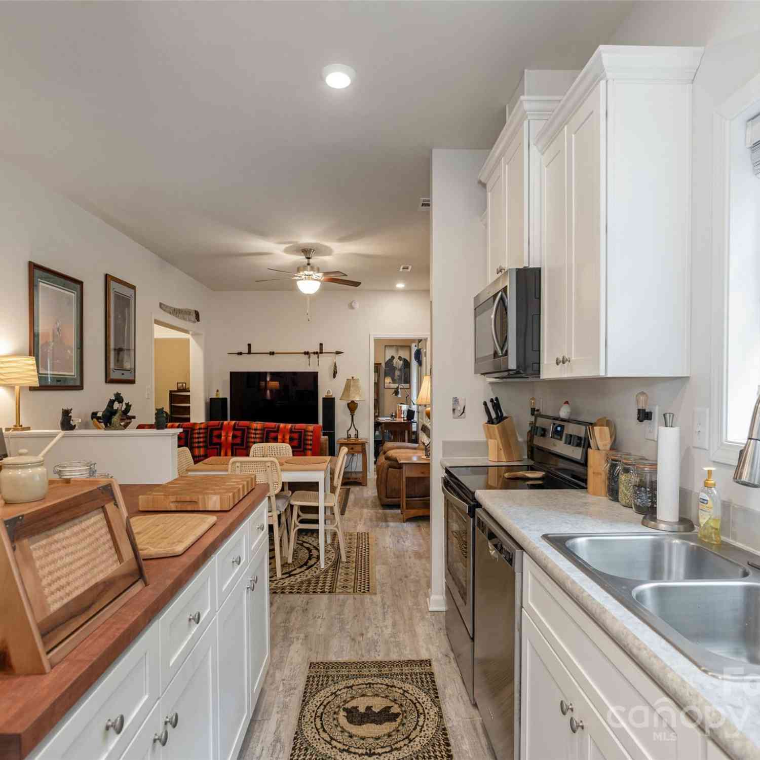 138 Lone Eagle Lane, Hendersonville, North Carolina image 14