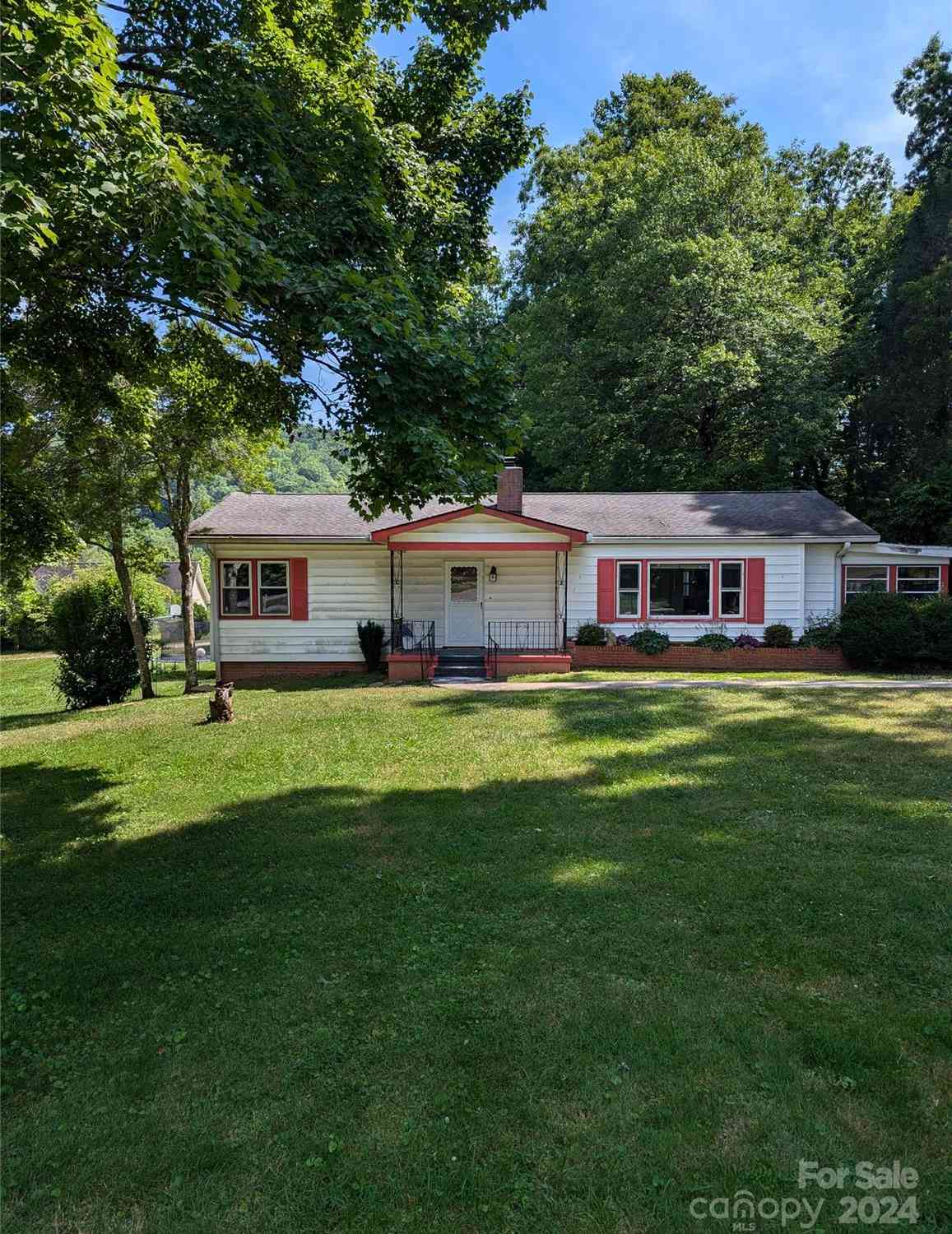 3106 Brevard Road, Hendersonville, North Carolina image 1