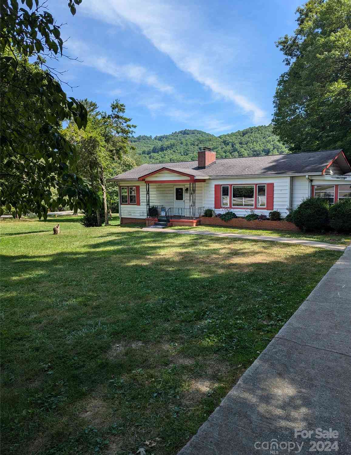3106 Brevard Road, Hendersonville, North Carolina image 2