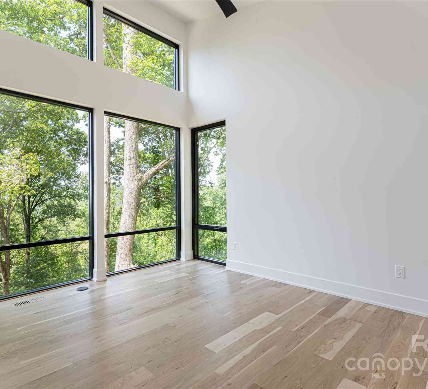 751 New Sprout Lane, Hendersonville, North Carolina image 26