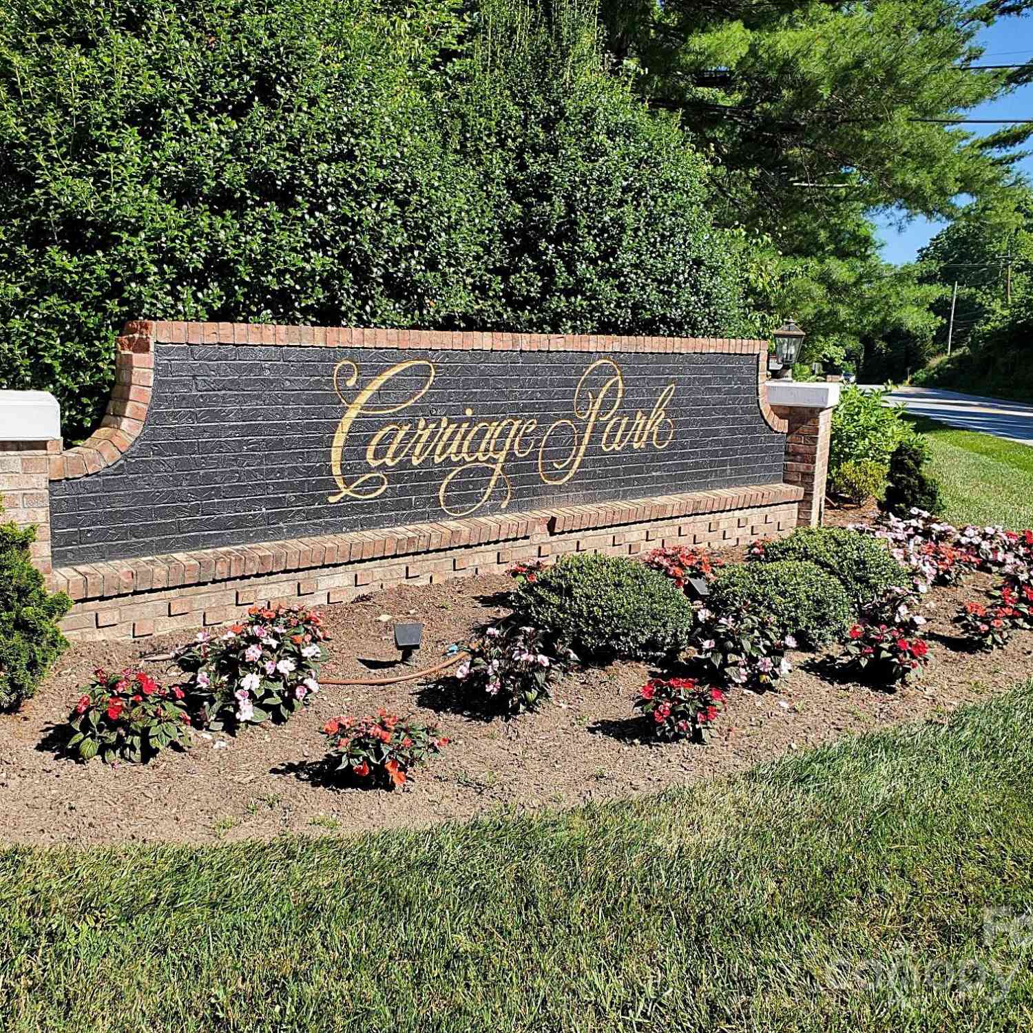101 Wood Owl Court, Hendersonville, North Carolina image 1