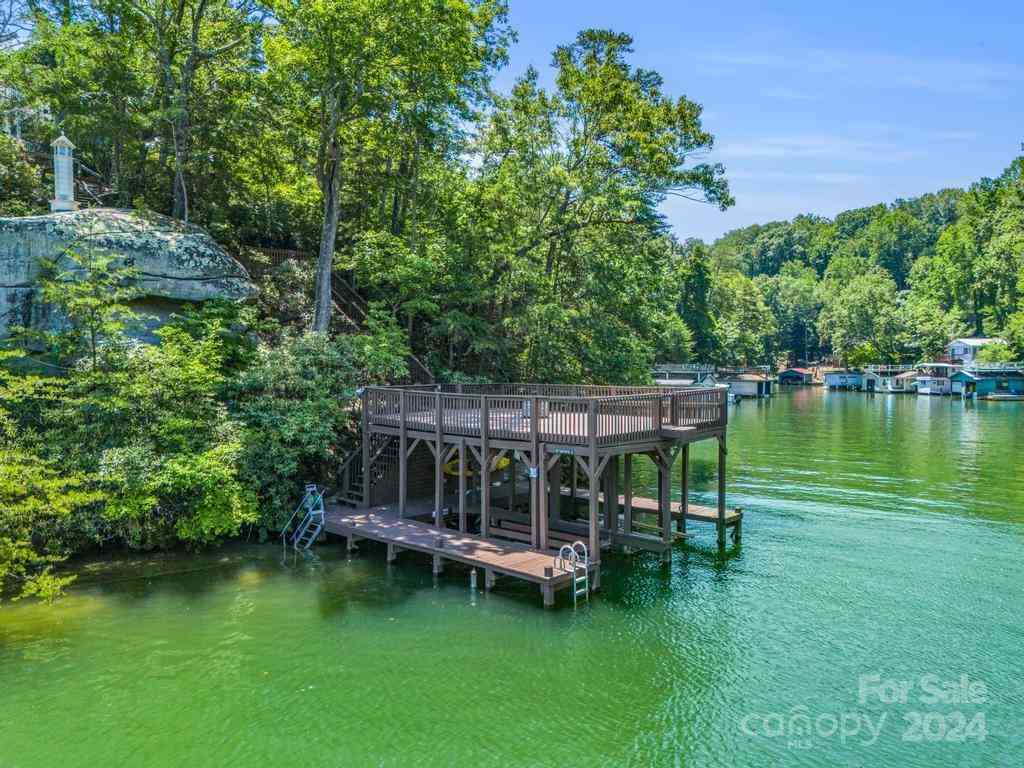 197 Hawthorne Drive, Lake Lure, North Carolina image 46