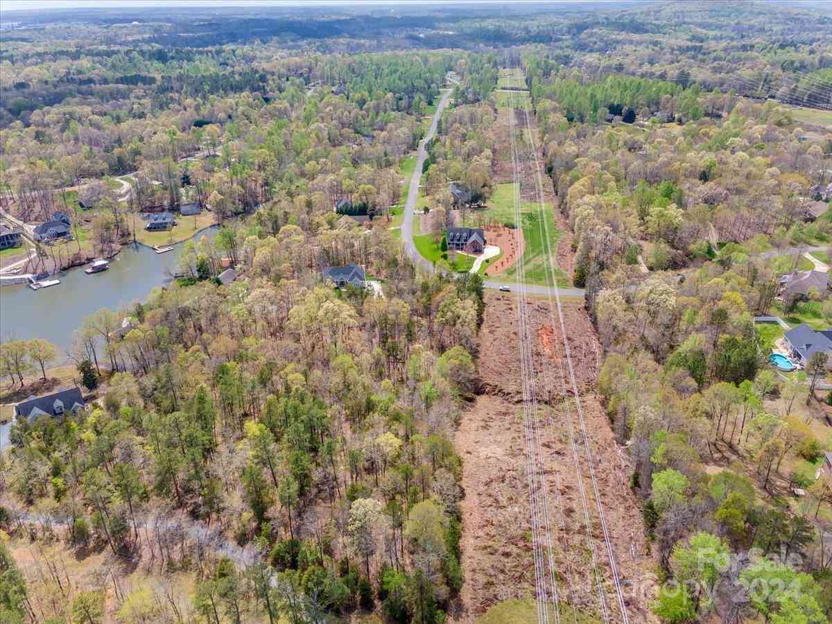 340 Catawba Crest Lane, Clover, South Carolina image 6