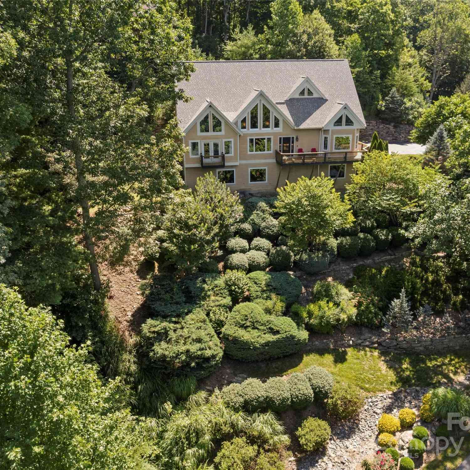 75 Timber Cove Court, Hendersonville, North Carolina image 3