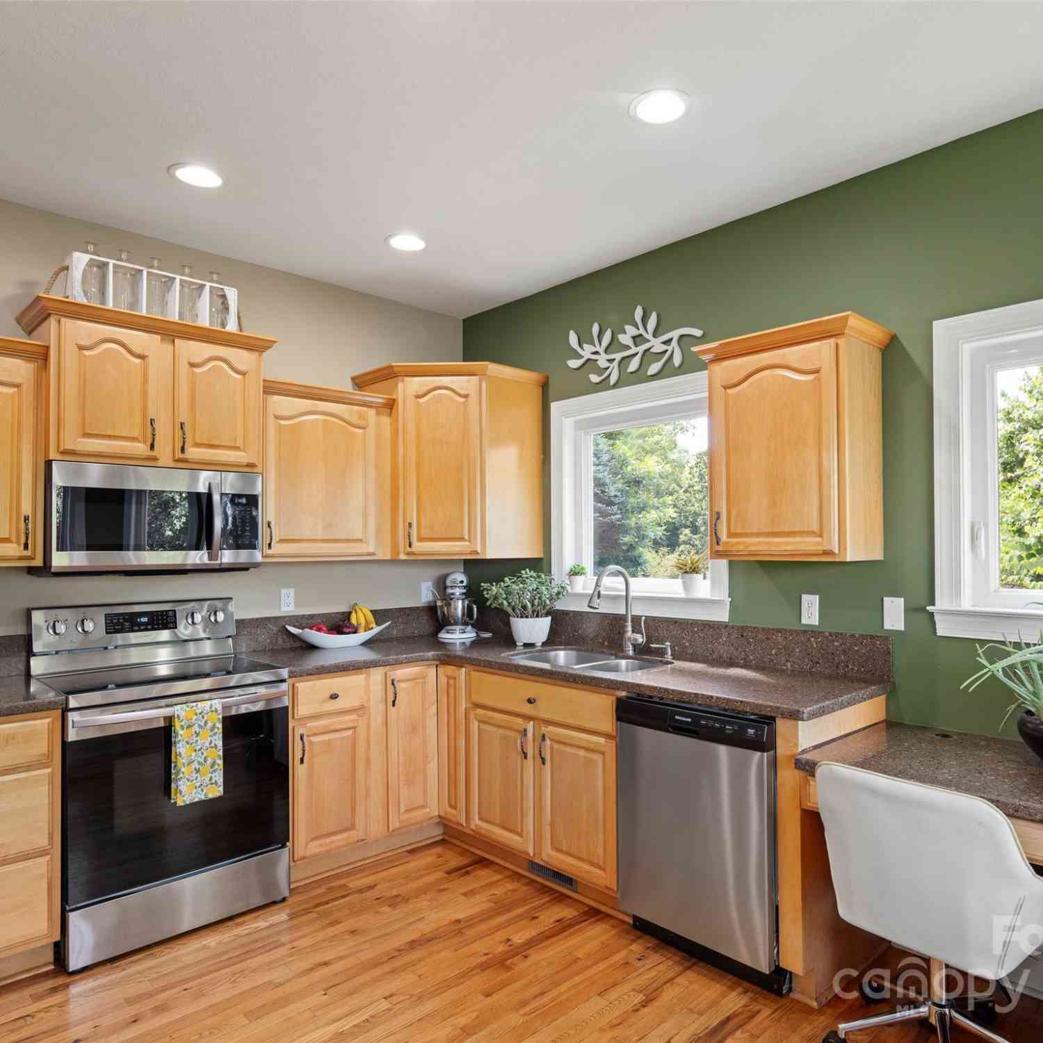 75 Timber Cove Court, Hendersonville, North Carolina image 12
