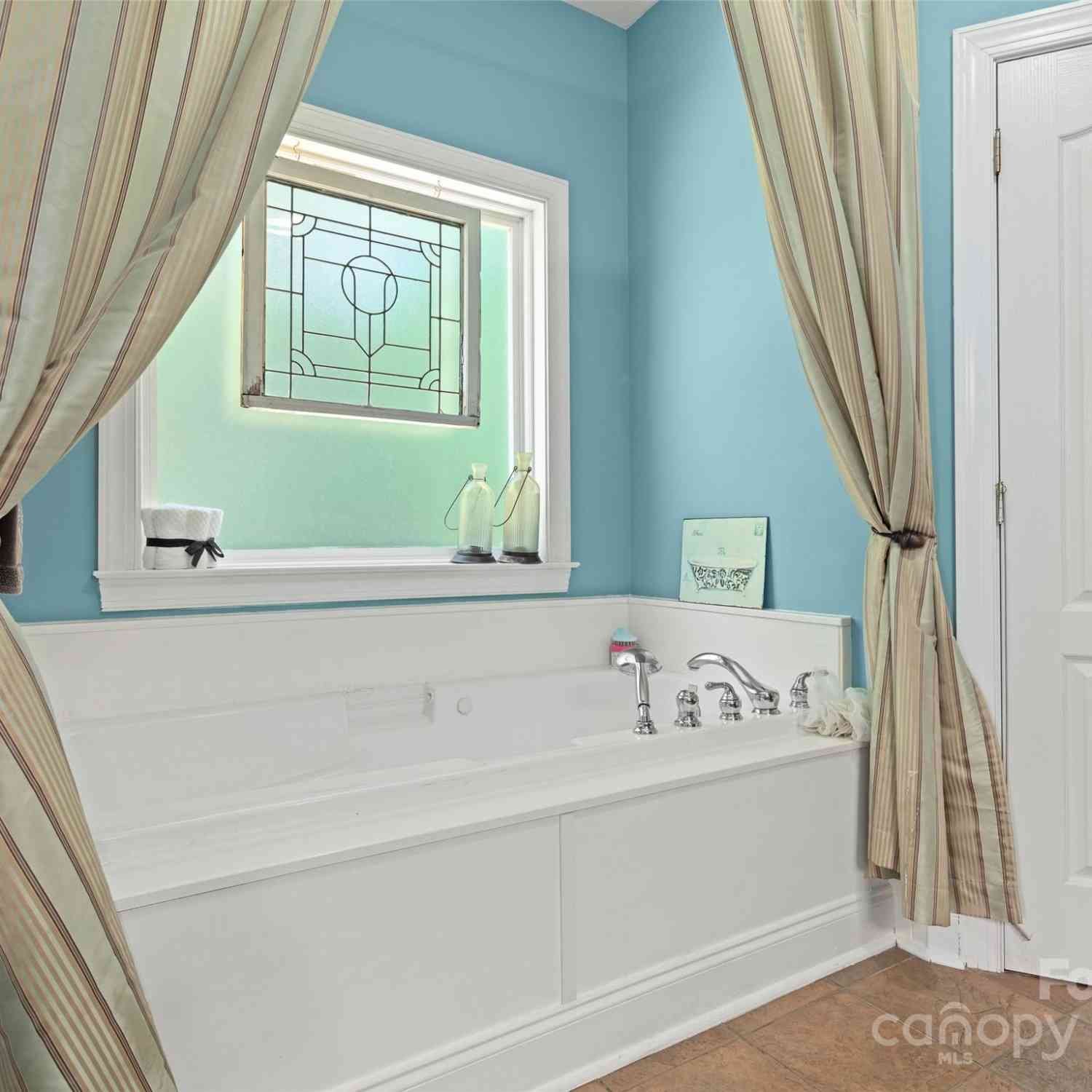 75 Timber Cove Court, Hendersonville, North Carolina image 20