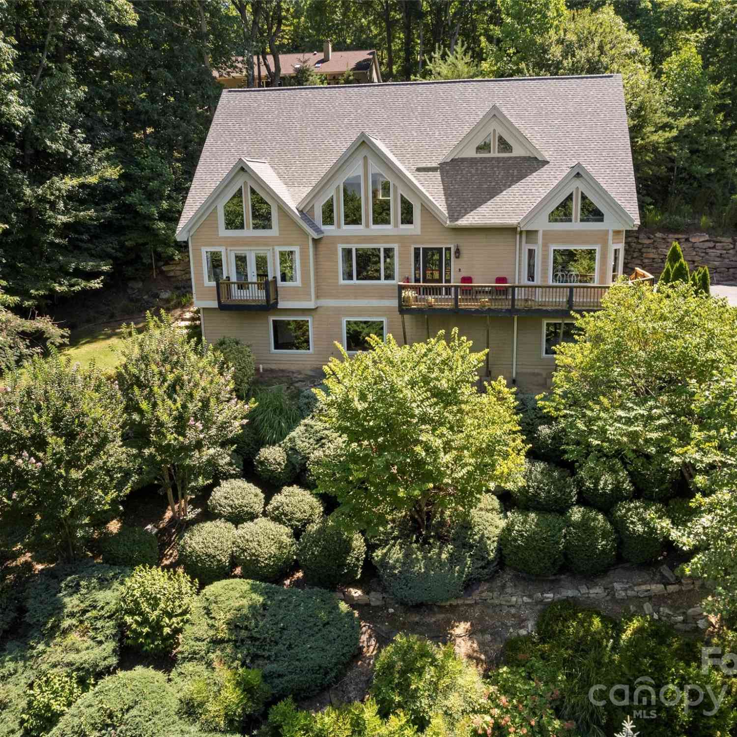 75 Timber Cove Court, Hendersonville, North Carolina image 4