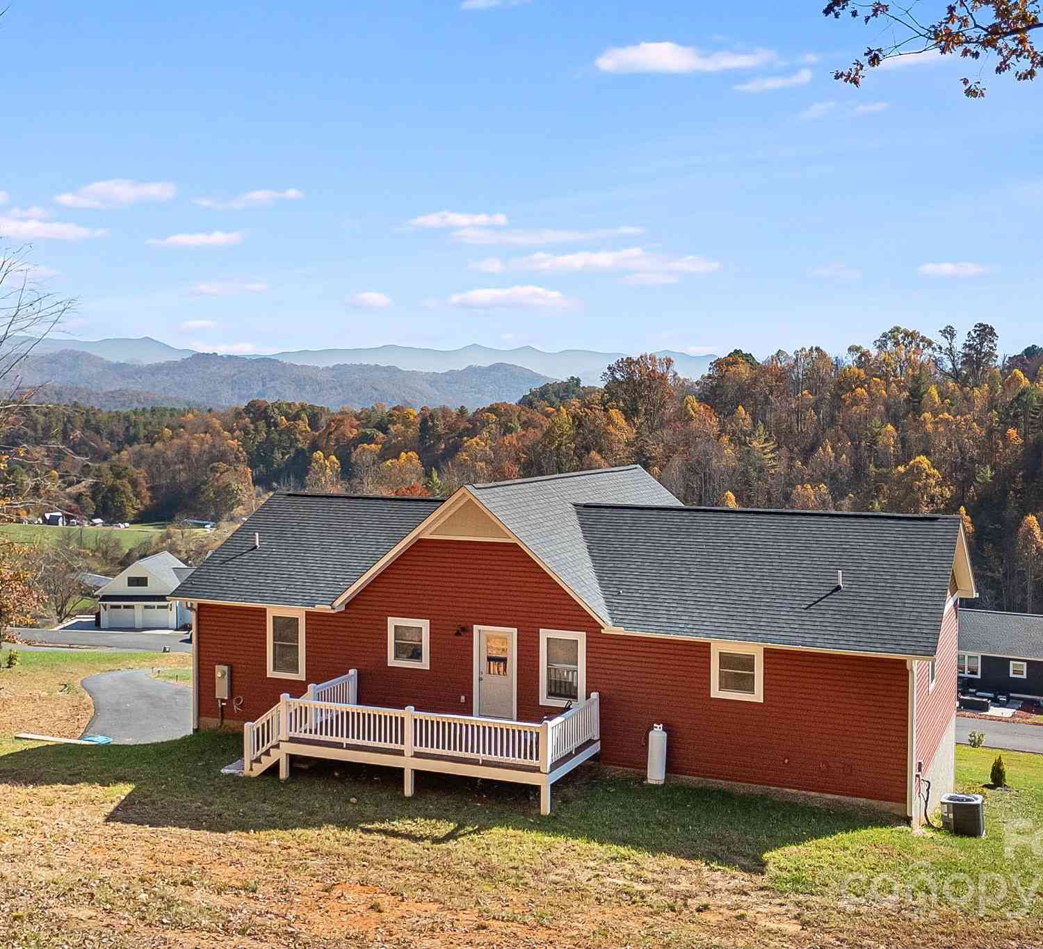 121 Sunrise Drive, Mars Hill, North Carolina image 3