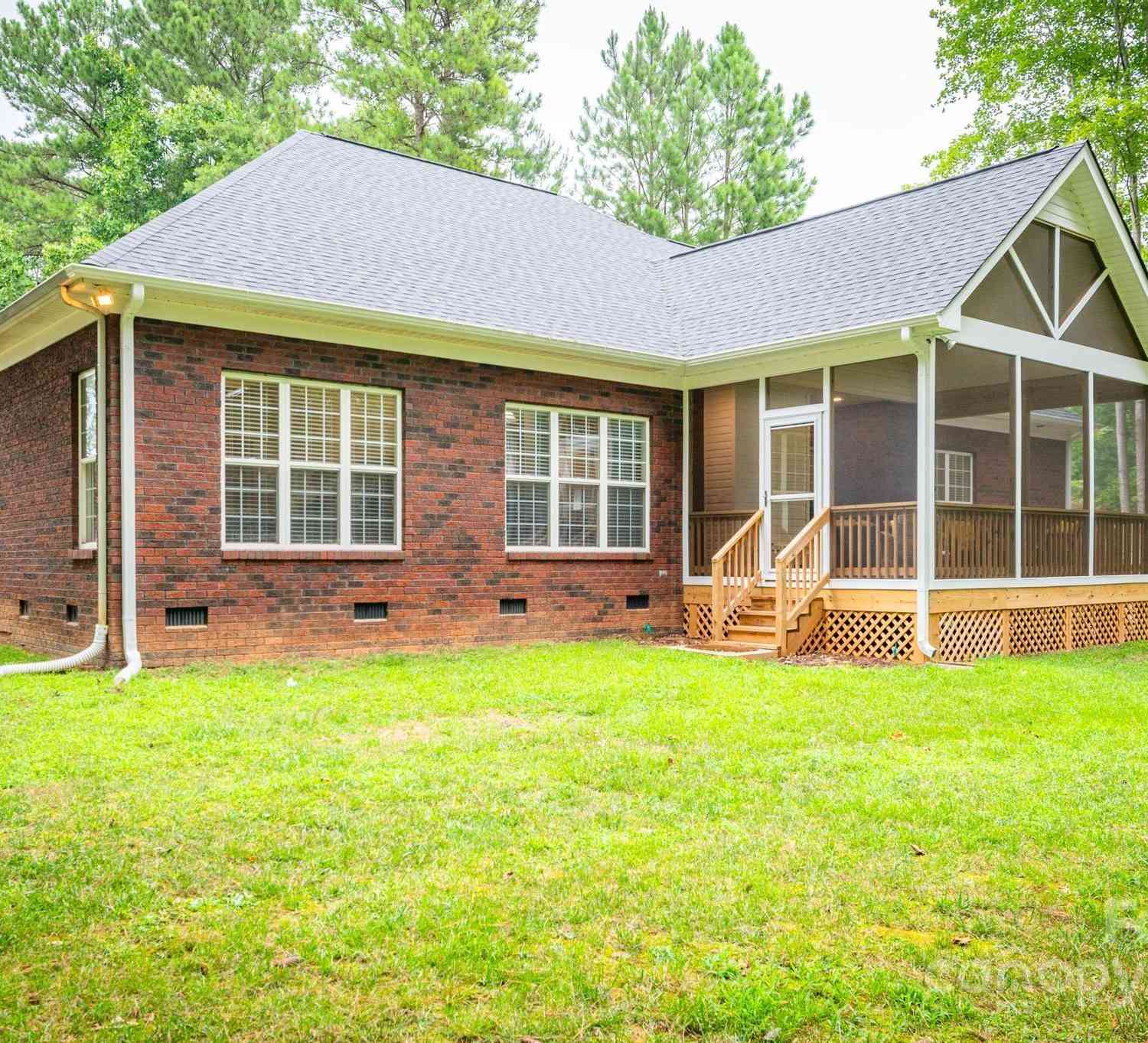 2518 Wellesbourne Lane, Sherrills Ford, North Carolina image 7