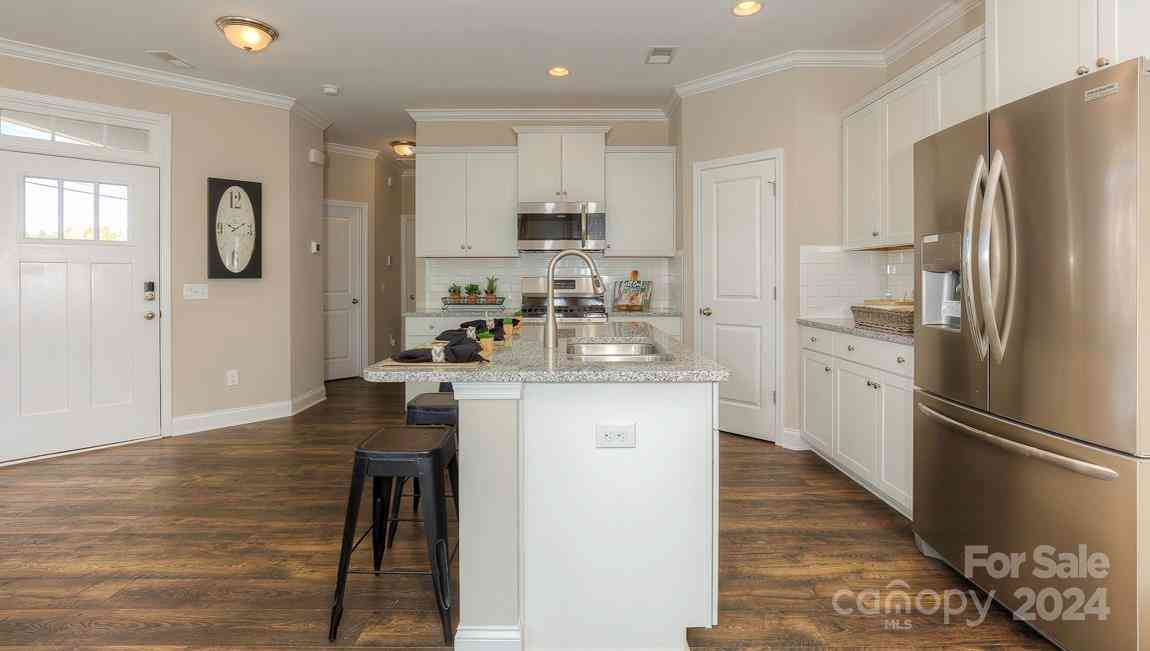 284 Creekview Road, Hendersonville, North Carolina image 13