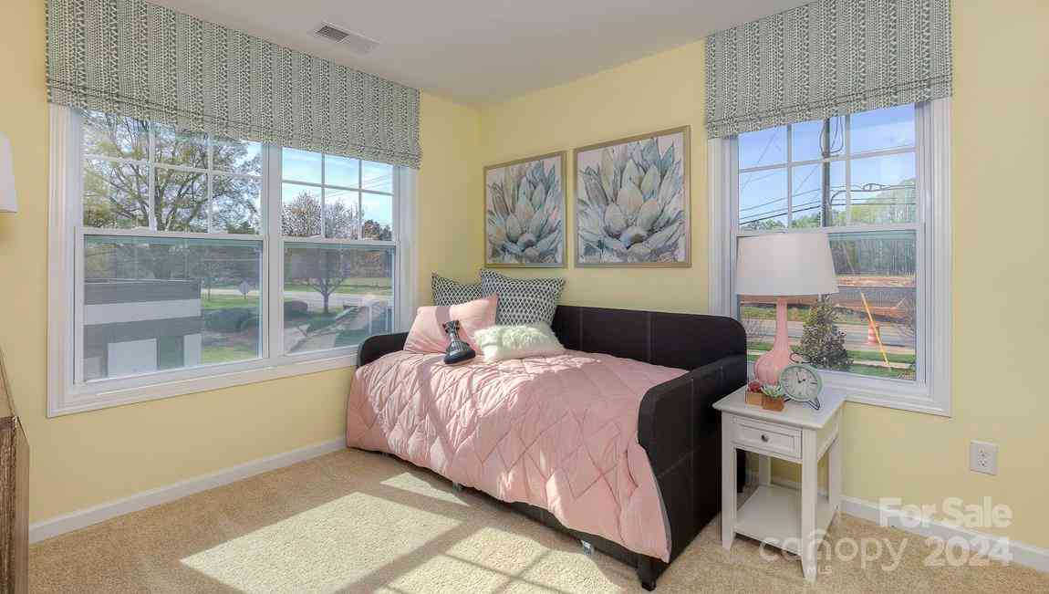 284 Creekview Road, Hendersonville, North Carolina image 32