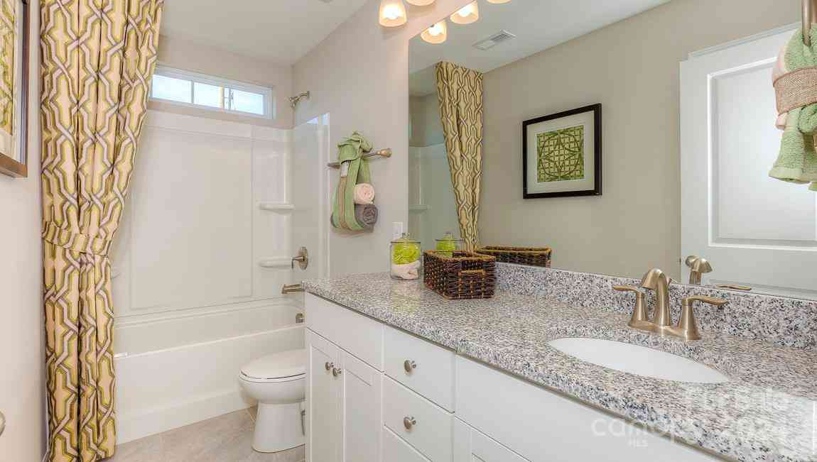 284 Creekview Road, Hendersonville, North Carolina image 33