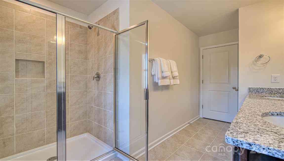 294 Creekview Road, Hendersonville, North Carolina image 26