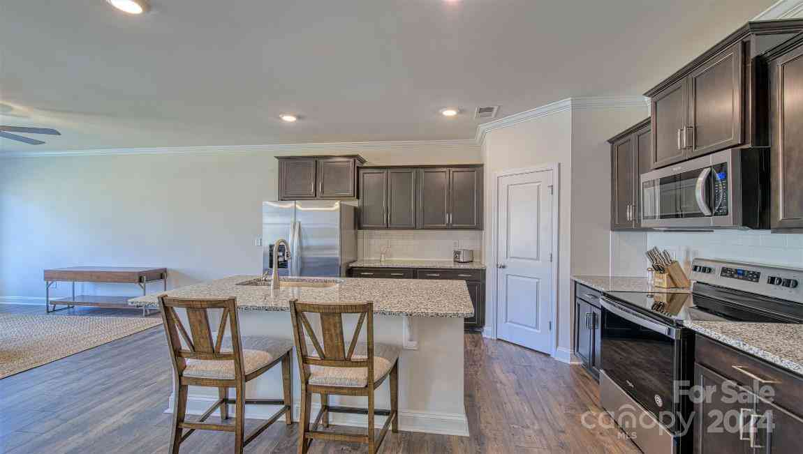 294 Creekview Road, Hendersonville, North Carolina image 12
