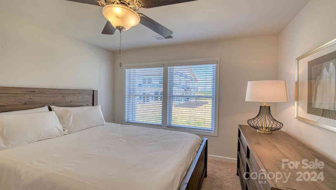 294 Creekview Road, Hendersonville, North Carolina image 33