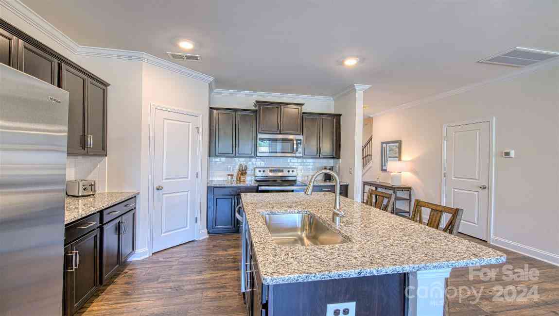 294 Creekview Road, Hendersonville, North Carolina image 14