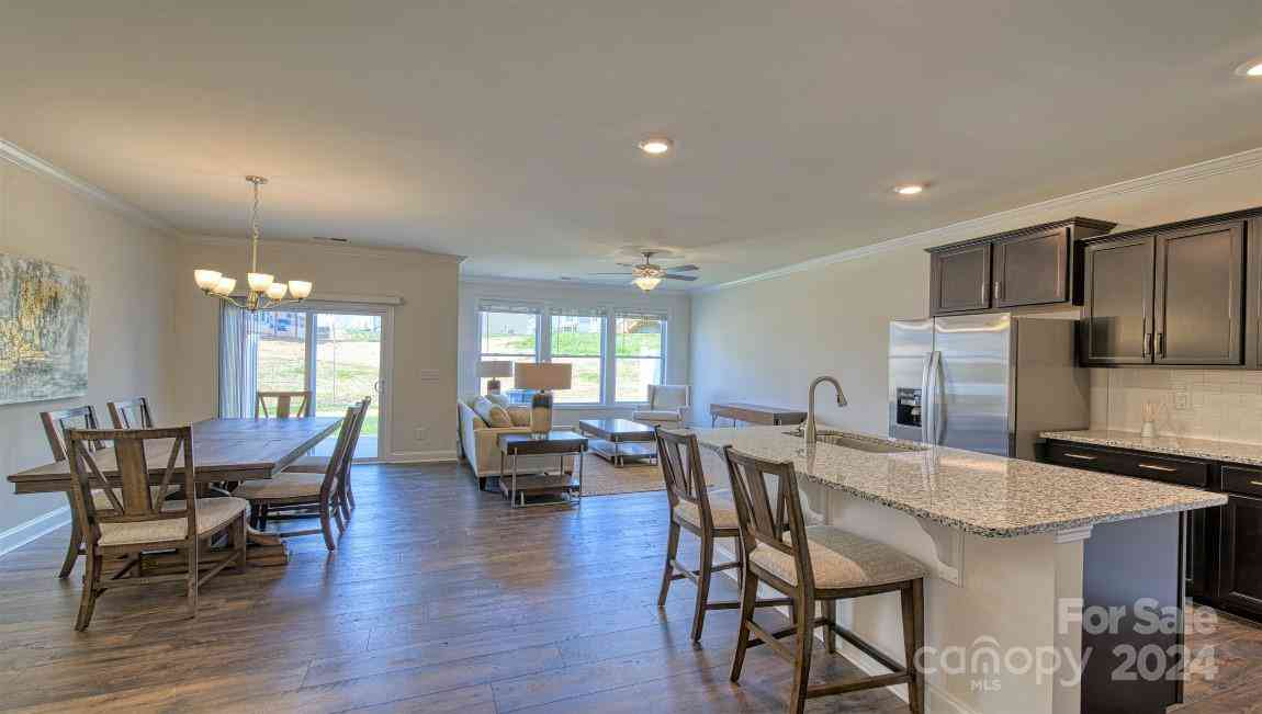 294 Creekview Road, Hendersonville, North Carolina image 6