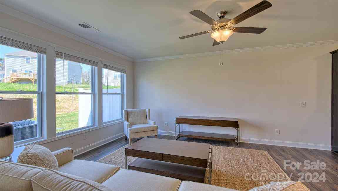 294 Creekview Road, Hendersonville, North Carolina image 9