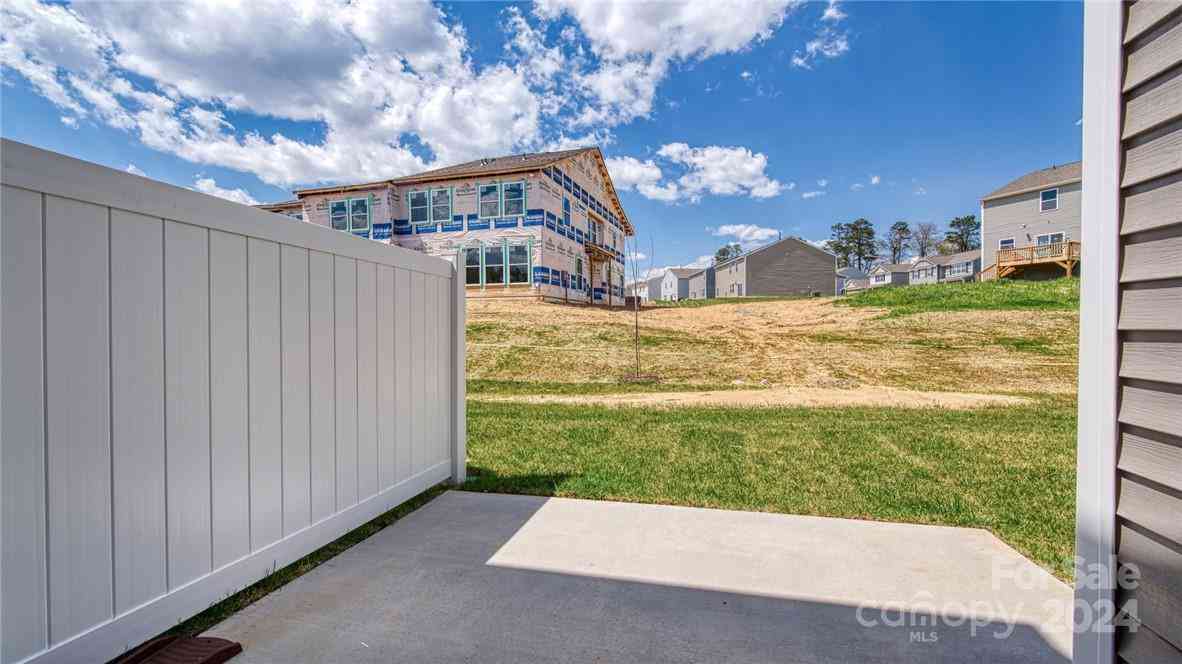 294 Creekview Road, Hendersonville, North Carolina image 37