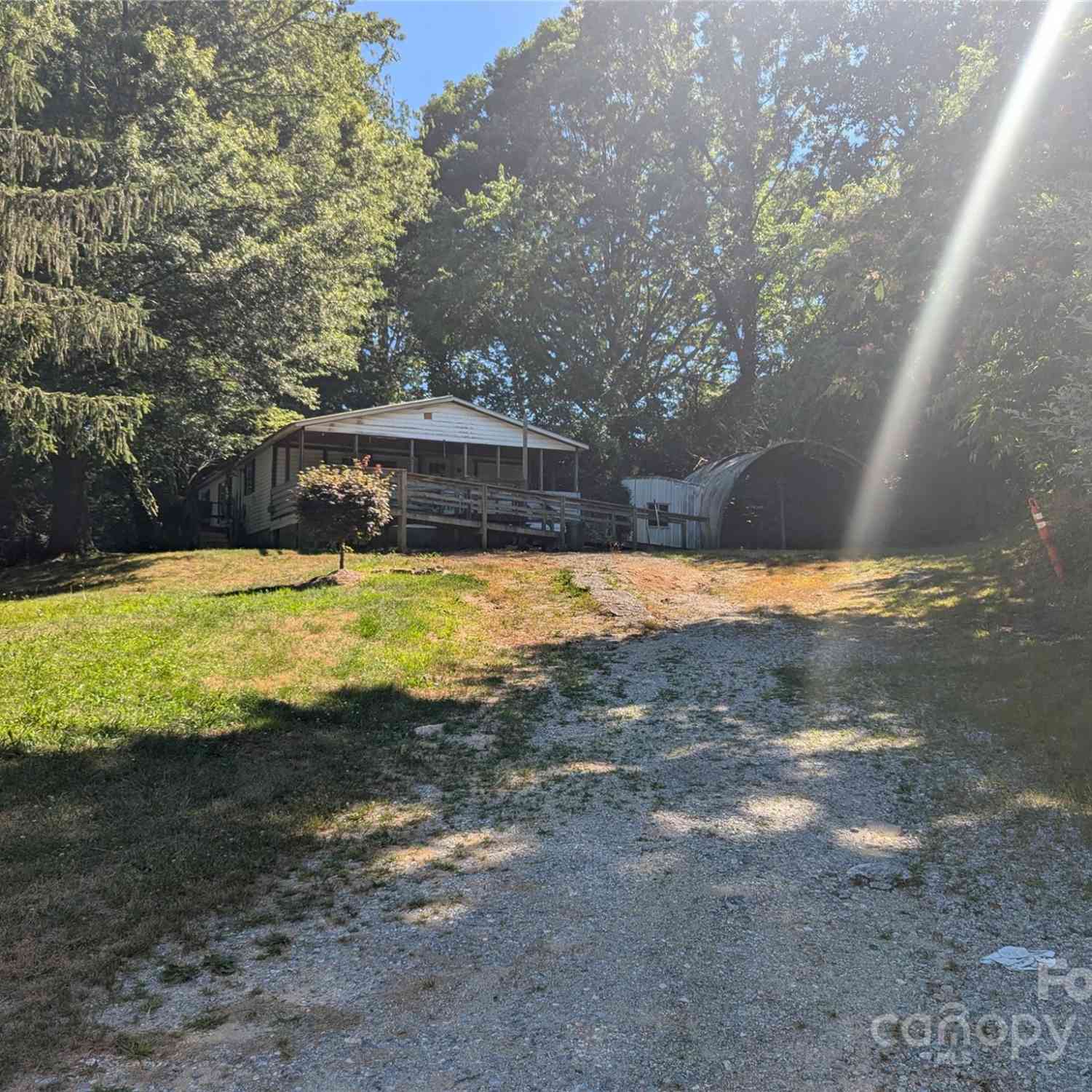 637 Clearview Drive, Hendersonville, North Carolina image 6