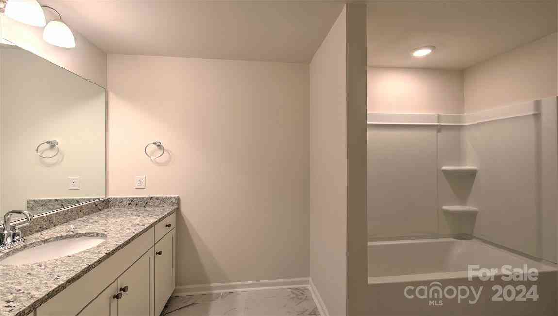 545 Fox Cove Road, Hendersonville, North Carolina image 11