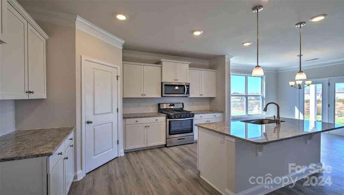 545 Fox Cove Road, Hendersonville, North Carolina image 20