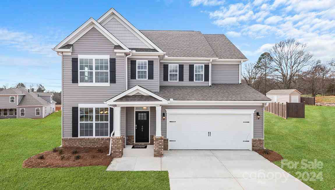 545 Fox Cove Road, Hendersonville, North Carolina image 1